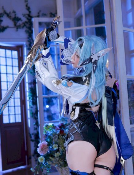 年轻的女朋友7个_手机免费播放动漫